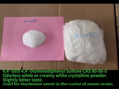 Diaminodiphenyl Sulfone Geurloos wit of cremig wit kristallijn poeder