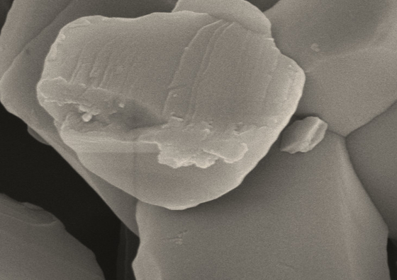 Large Particle Size Zinc Oxide Use For Thermally Conductive Heat Sinks Filler Excellent Thermal Conductivity